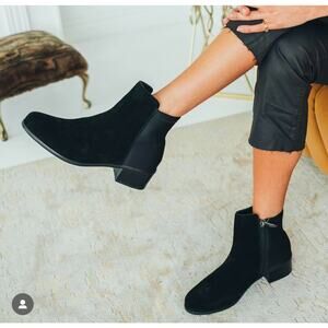 Aqua Diva Sz US 10 /EU41 Black Suede Neoprene Side Zip Waterproof‎ Heeled Bootie